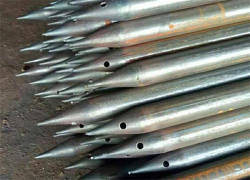 乌拉特前隧道钢花管现货